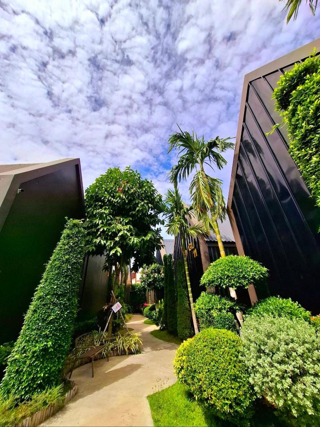 Sawasdee​ Buriram​ Resort Exterior photo