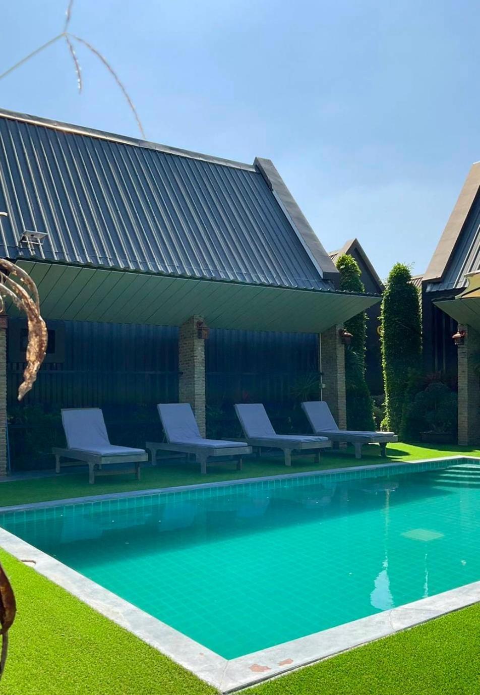 Sawasdee​ Buriram​ Resort Exterior photo