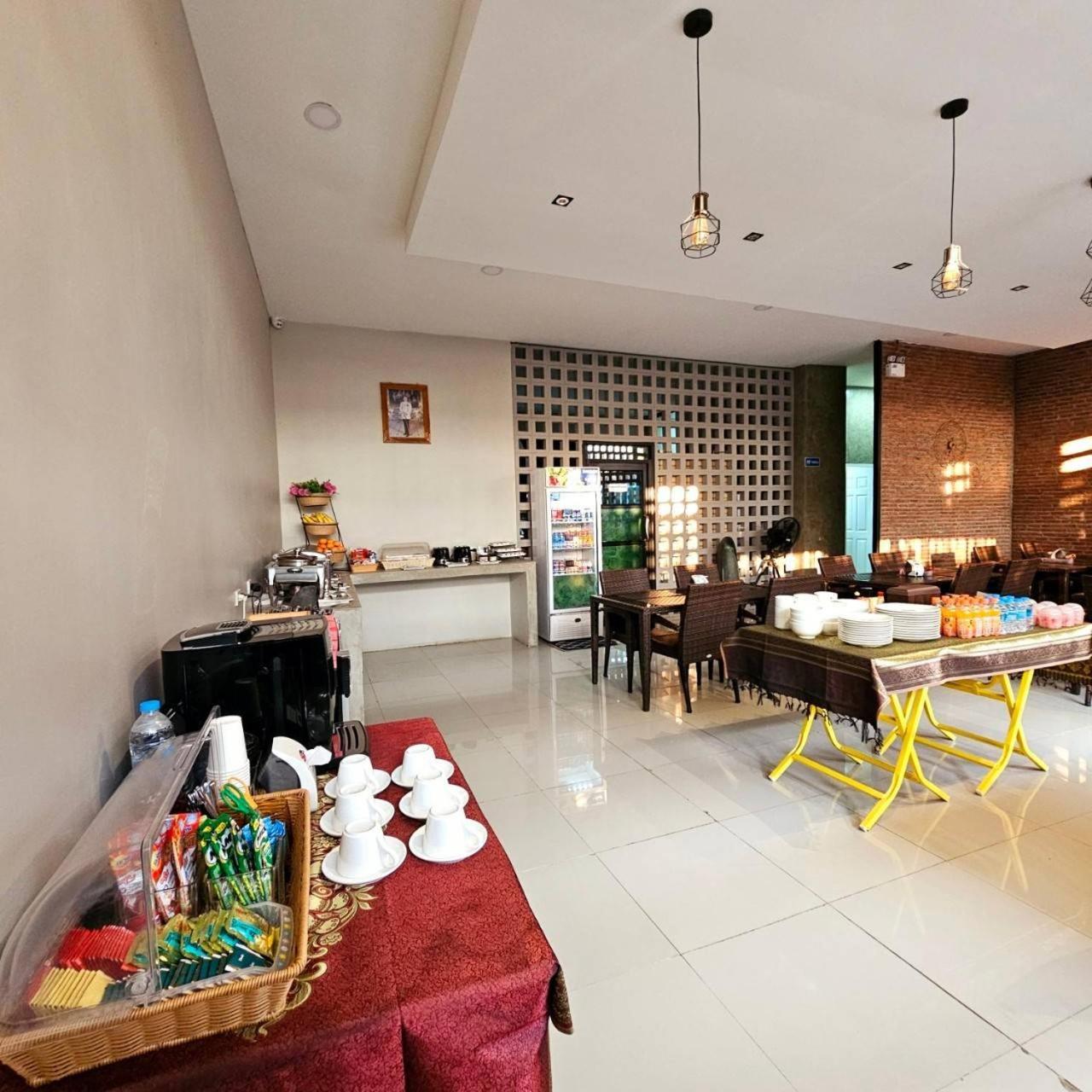 Sawasdee​ Buriram​ Resort Exterior photo